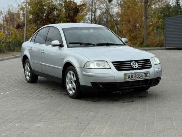 Сірий Фольксваген Пассат, об'ємом двигуна 2.5 л та пробігом 400 тис. км за 2800 $, фото 1 на Automoto.ua