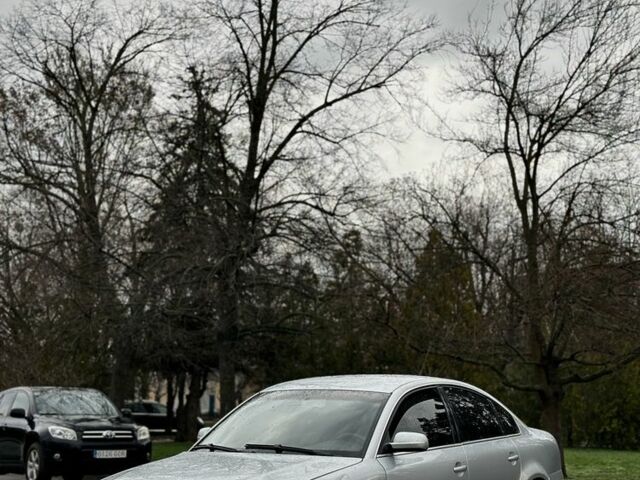 Серый Фольксваген Пассат, объемом двигателя 1.9 л и пробегом 400 тыс. км за 2250 $, фото 1 на Automoto.ua