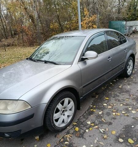 Серый Фольксваген Пассат, объемом двигателя 1.9 л и пробегом 468 тыс. км за 4700 $, фото 1 на Automoto.ua