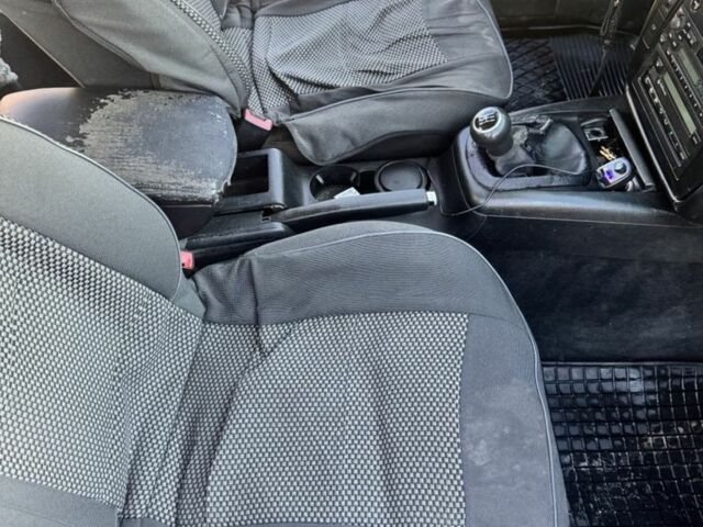 Серый Фольксваген Пассат, объемом двигателя 1.9 л и пробегом 560 тыс. км за 4000 $, фото 1 на Automoto.ua