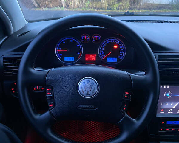 Серый Фольксваген Пассат, объемом двигателя 1.9 л и пробегом 420 тыс. км за 4700 $, фото 1 на Automoto.ua