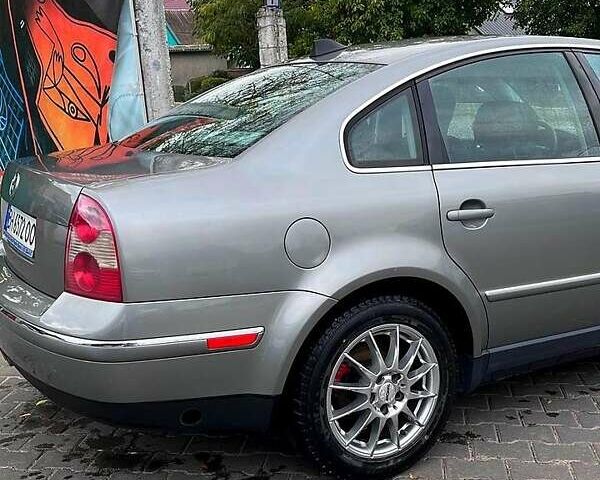 Серый Фольксваген Пассат, объемом двигателя 1.8 л и пробегом 316 тыс. км за 5500 $, фото 1 на Automoto.ua