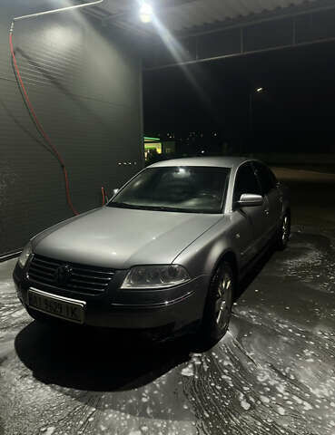 Серый Фольксваген Пассат, объемом двигателя 2.32 л и пробегом 388 тыс. км за 4650 $, фото 1 на Automoto.ua