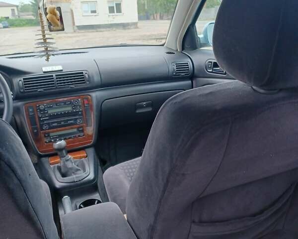 Серый Фольксваген Пассат, объемом двигателя 1.9 л и пробегом 310 тыс. км за 5000 $, фото 1 на Automoto.ua