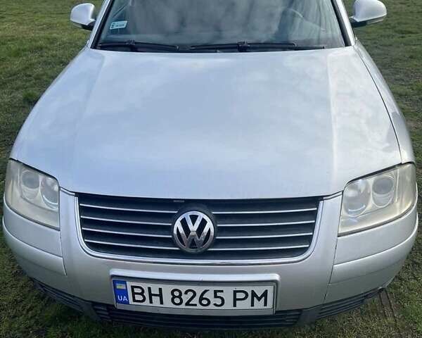 Серый Фольксваген Пассат, объемом двигателя 1.9 л и пробегом 305 тыс. км за 5200 $, фото 1 на Automoto.ua