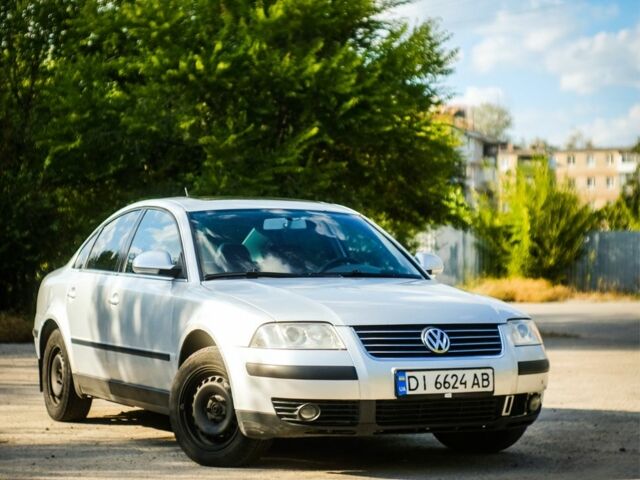 Сірий Фольксваген Пассат, об'ємом двигуна 2 л та пробігом 338 тис. км за 2800 $, фото 1 на Automoto.ua