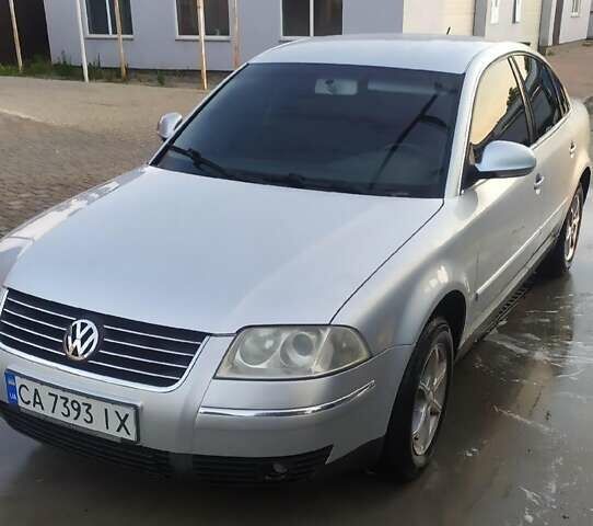 Серый Фольксваген Пассат, объемом двигателя 1.98 л и пробегом 290 тыс. км за 5500 $, фото 1 на Automoto.ua