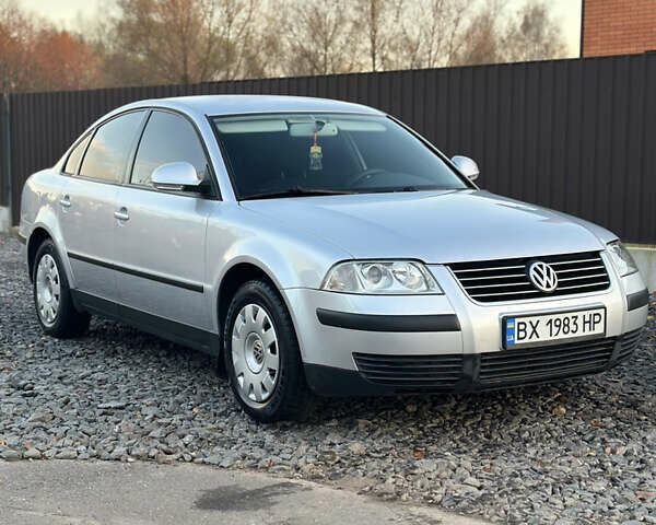 Сірий Фольксваген Пассат, об'ємом двигуна 1.6 л та пробігом 215 тис. км за 5200 $, фото 1 на Automoto.ua