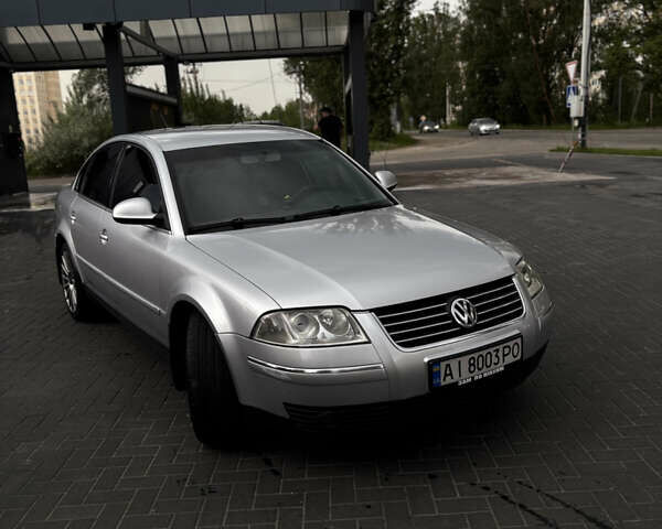 Сірий Фольксваген Пассат, об'ємом двигуна 1.78 л та пробігом 422 тис. км за 5600 $, фото 1 на Automoto.ua