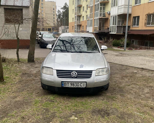Сірий Фольксваген Пассат, об'ємом двигуна 1.78 л та пробігом 350 тис. км за 4500 $, фото 1 на Automoto.ua