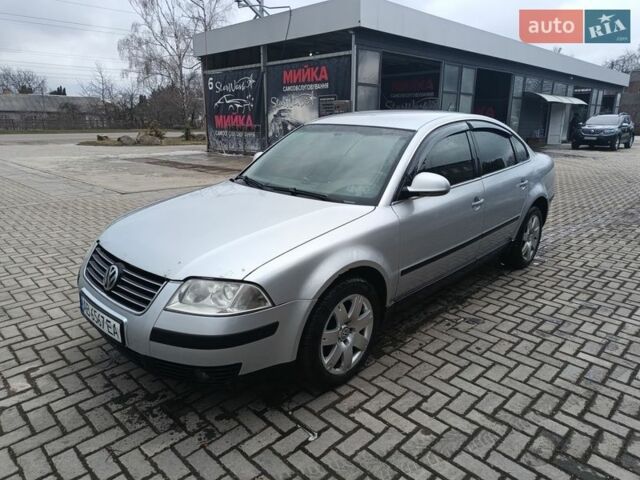 Серый Фольксваген Пассат, объемом двигателя 1.9 л и пробегом 310 тыс. км за 3600 $, фото 1 на Automoto.ua