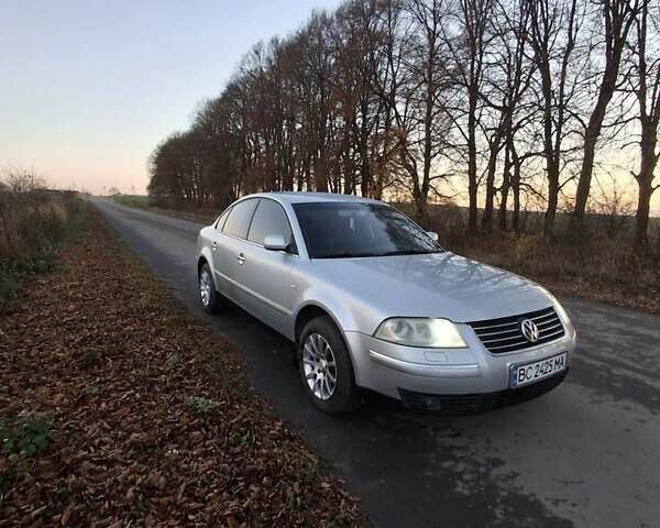 Сірий Фольксваген Пассат, об'ємом двигуна 1.8 л та пробігом 312 тис. км за 4600 $, фото 1 на Automoto.ua