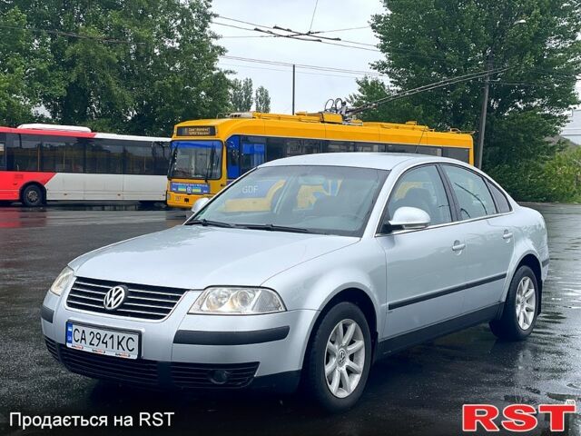 Серый Фольксваген Пассат, объемом двигателя 2 л и пробегом 165 тыс. км за 4950 $, фото 1 на Automoto.ua