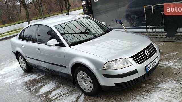 Серый Фольксваген Пассат, объемом двигателя 1.6 л и пробегом 216 тыс. км за 5309 $, фото 1 на Automoto.ua