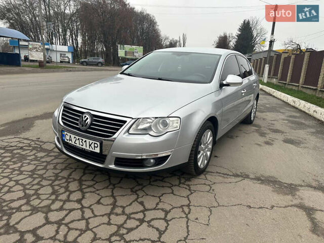 Сірий Фольксваген Пассат, об'ємом двигуна 1.6 л та пробігом 209 тис. км за 6299 $, фото 1 на Automoto.ua