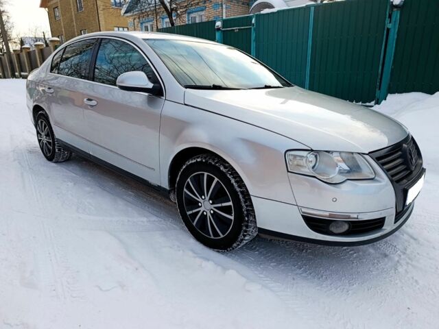 Сірий Фольксваген Пассат, об'ємом двигуна 2 л та пробігом 300 тис. км за 5200 $, фото 1 на Automoto.ua