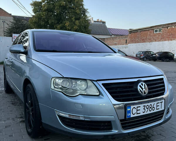 Серый Фольксваген Пассат, объемом двигателя 2 л и пробегом 240 тыс. км за 6800 $, фото 1 на Automoto.ua