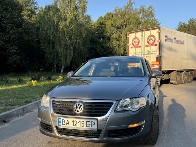 Сірий Фольксваген Пассат, об'ємом двигуна 2 л та пробігом 260 тис. км за 5200 $, фото 1 на Automoto.ua