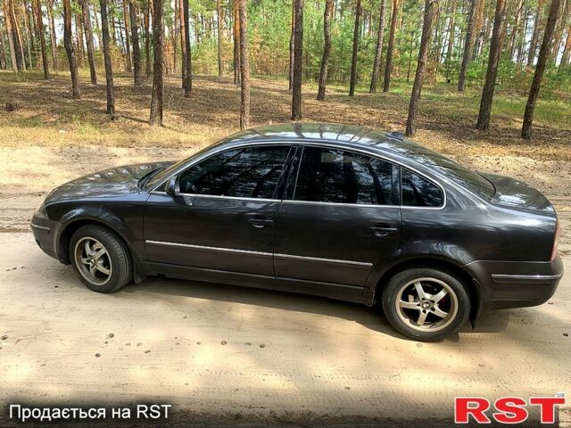 Сірий Фольксваген Пассат, об'ємом двигуна 2 л та пробігом 294 тис. км за 5300 $, фото 1 на Automoto.ua