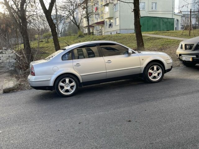 Серый Фольксваген Пассат, объемом двигателя 2 л и пробегом 297 тыс. км за 3999 $, фото 1 на Automoto.ua