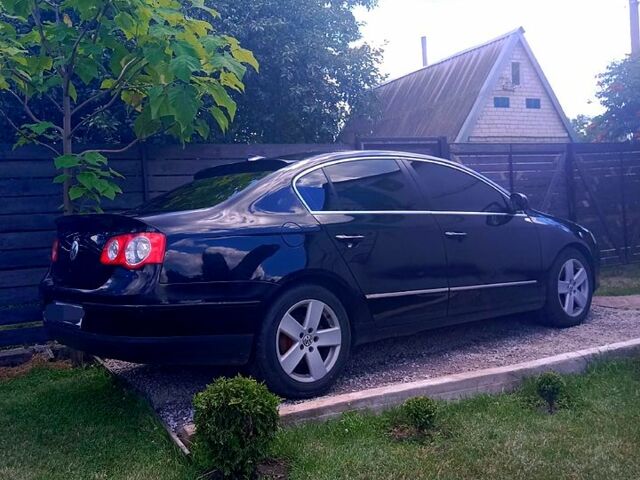 Серый Фольксваген Пассат, объемом двигателя 2 л и пробегом 380 тыс. км за 6500 $, фото 1 на Automoto.ua