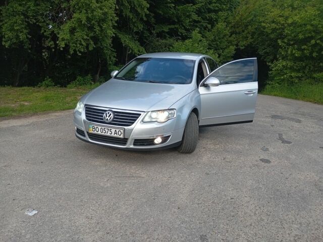 Серый Фольксваген Пассат, объемом двигателя 2 л и пробегом 314 тыс. км за 5800 $, фото 1 на Automoto.ua