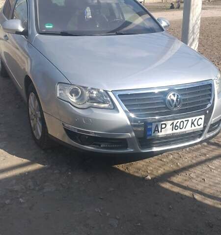 Серый Фольксваген Пассат, объемом двигателя 1.6 л и пробегом 198 тыс. км за 5300 $, фото 1 на Automoto.ua