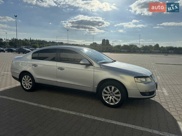 Серый Фольксваген Пассат, объемом двигателя 1.98 л и пробегом 273 тыс. км за 5500 $, фото 1 на Automoto.ua