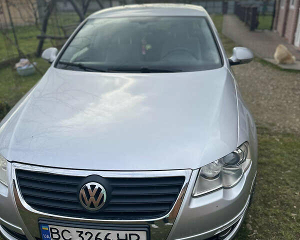 Сірий Фольксваген Пассат, об'ємом двигуна 1.97 л та пробігом 264 тис. км за 5250 $, фото 1 на Automoto.ua