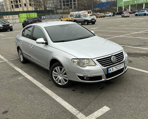 Серый Фольксваген Пассат, объемом двигателя 2 л и пробегом 324 тыс. км за 4999 $, фото 1 на Automoto.ua