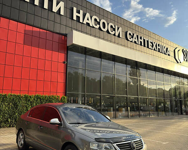 Сірий Фольксваген Пассат, об'ємом двигуна 1.98 л та пробігом 268 тис. км за 7000 $, фото 1 на Automoto.ua