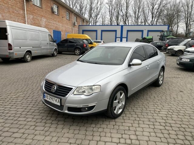 Серый Фольксваген Пассат, объемом двигателя 2 л и пробегом 300 тыс. км за 4999 $, фото 1 на Automoto.ua