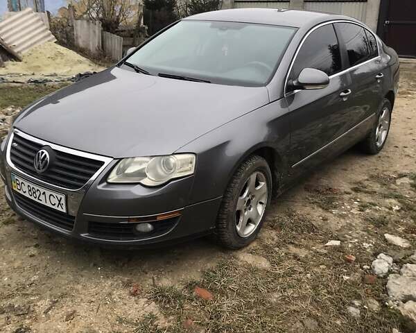 Сірий Фольксваген Пассат, об'ємом двигуна 1.97 л та пробігом 220 тис. км за 5500 $, фото 1 на Automoto.ua