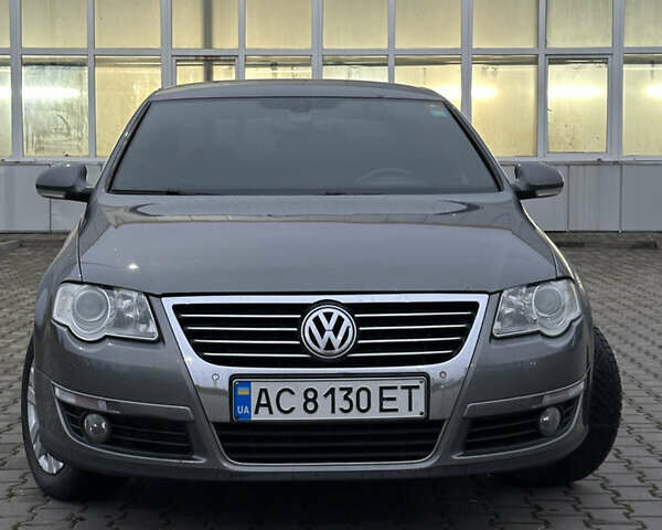 Серый Фольксваген Пассат, объемом двигателя 1.9 л и пробегом 393 тыс. км за 6300 $, фото 1 на Automoto.ua