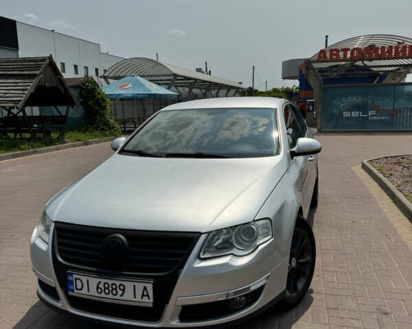 Серый Фольксваген Пассат, объемом двигателя 2 л и пробегом 238 тыс. км за 7000 $, фото 1 на Automoto.ua