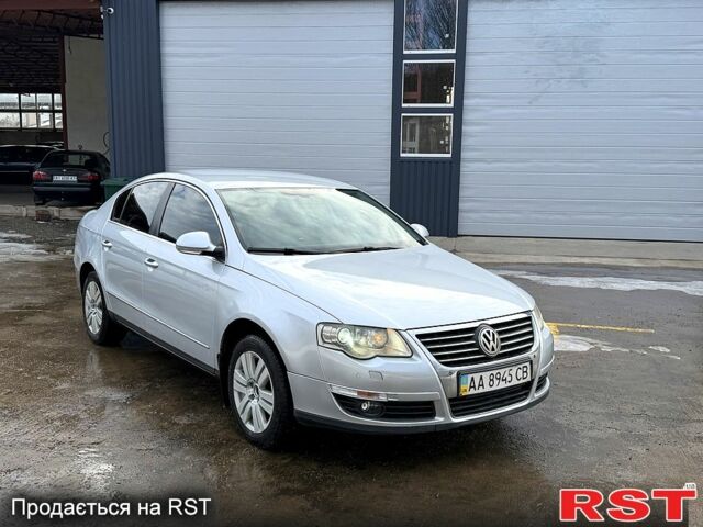 Сірий Фольксваген Пассат, об'ємом двигуна 2 л та пробігом 176 тис. км за 4650 $, фото 1 на Automoto.ua