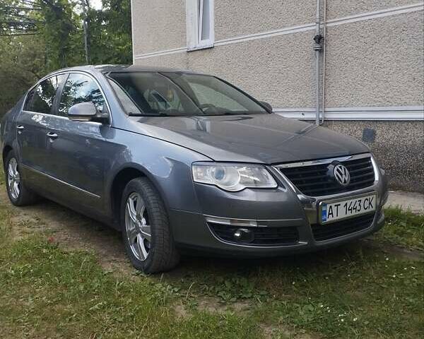 Серый Фольксваген Пассат, объемом двигателя 1.9 л и пробегом 320 тыс. км за 6300 $, фото 1 на Automoto.ua
