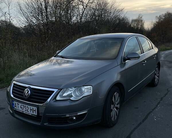 Сірий Фольксваген Пассат, об'ємом двигуна 1.97 л та пробігом 320 тис. км за 5800 $, фото 1 на Automoto.ua