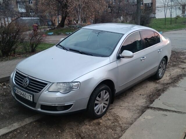 Серый Фольксваген Пассат, объемом двигателя 2 л и пробегом 320 тыс. км за 4450 $, фото 1 на Automoto.ua