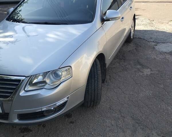 Серый Фольксваген Пассат, объемом двигателя 1.98 л и пробегом 162 тыс. км за 5800 $, фото 1 на Automoto.ua