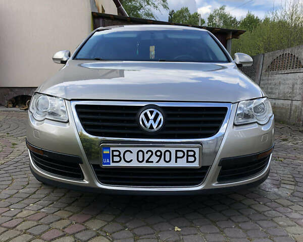 Сірий Фольксваген Пассат, об'ємом двигуна 1.9 л та пробігом 230 тис. км за 6499 $, фото 1 на Automoto.ua