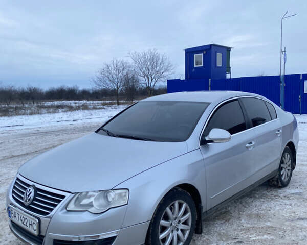 Сірий Фольксваген Пассат, об'ємом двигуна 2 л та пробігом 284 тис. км за 4700 $, фото 1 на Automoto.ua