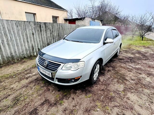 Сірий Фольксваген Пассат, об'ємом двигуна 2 л та пробігом 313 тис. км за 6200 $, фото 1 на Automoto.ua