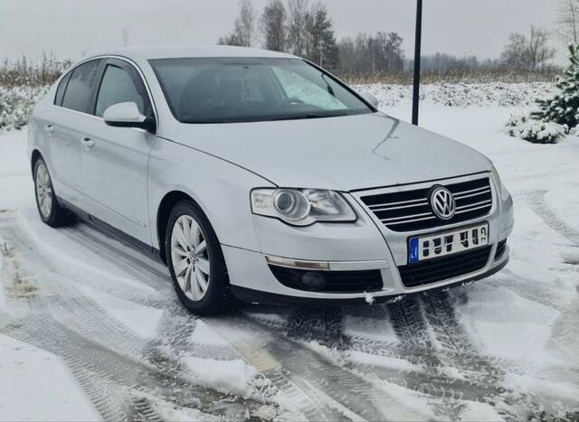 Сірий Фольксваген Пассат, об'ємом двигуна 0 л та пробігом 276 тис. км за 3300 $, фото 1 на Automoto.ua