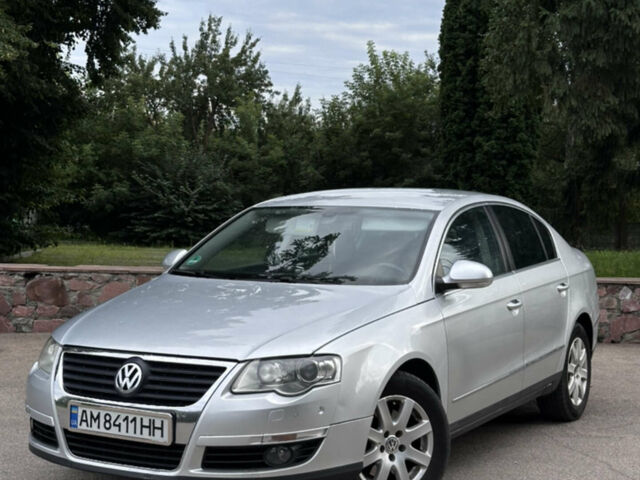 Сірий Фольксваген Пассат, об'ємом двигуна 1.8 л та пробігом 340 тис. км за 5700 $, фото 1 на Automoto.ua