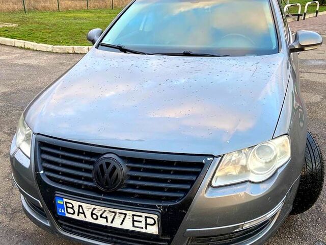 Сірий Фольксваген Пассат, об'ємом двигуна 2 л та пробігом 270 тис. км за 3800 $, фото 1 на Automoto.ua