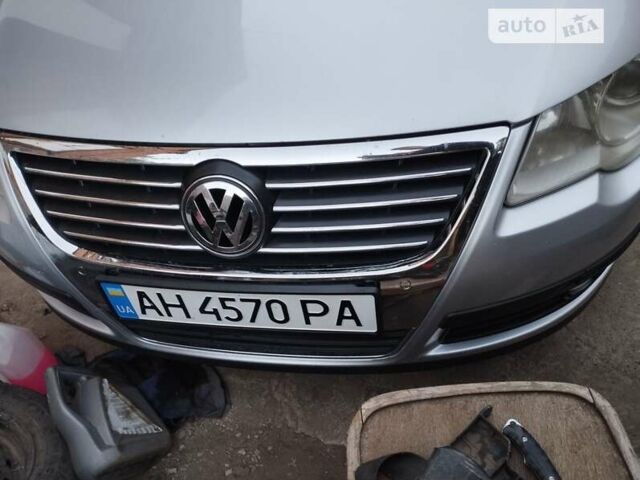 Серый Фольксваген Пассат, объемом двигателя 1.8 л и пробегом 350 тыс. км за 5200 $, фото 1 на Automoto.ua