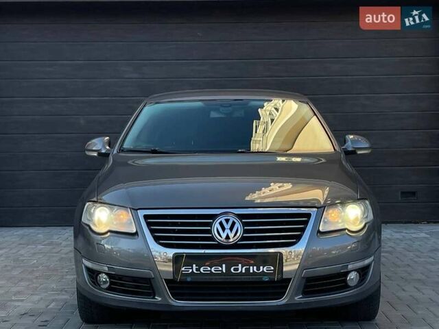 Серый Фольксваген Пассат, объемом двигателя 1.98 л и пробегом 230 тыс. км за 6499 $, фото 1 на Automoto.ua