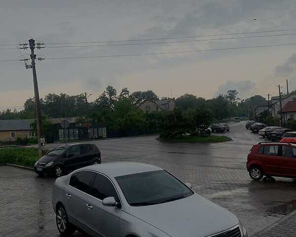 Серый Фольксваген Пассат, объемом двигателя 1.97 л и пробегом 333 тыс. км за 6500 $, фото 1 на Automoto.ua