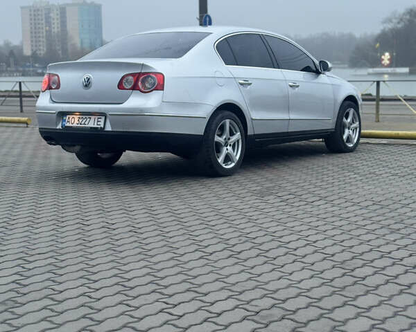 Серый Фольксваген Пассат, объемом двигателя 1.97 л и пробегом 275 тыс. км за 6950 $, фото 1 на Automoto.ua